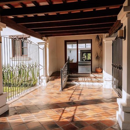 Hotel Torrontes Сан-Лоренсо Экстерьер фото