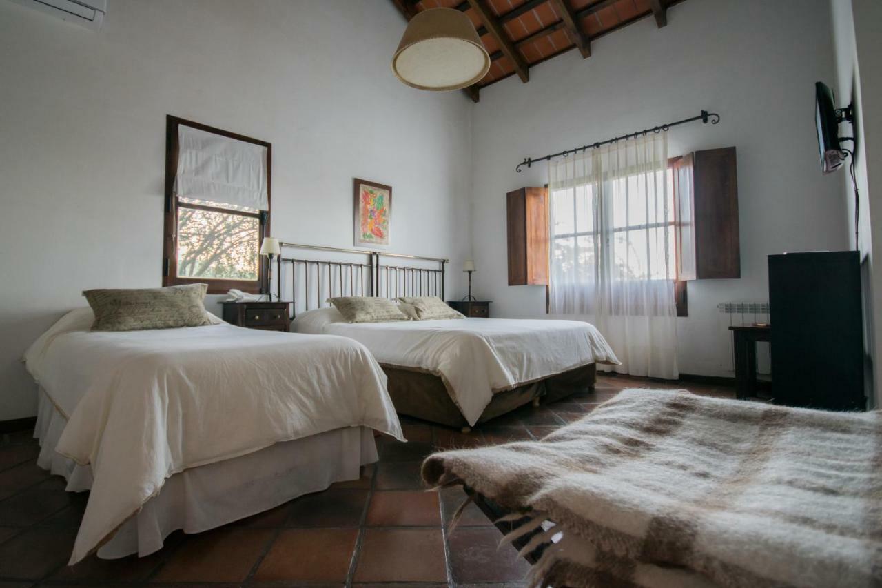 Hotel Torrontes Сан-Лоренсо Экстерьер фото